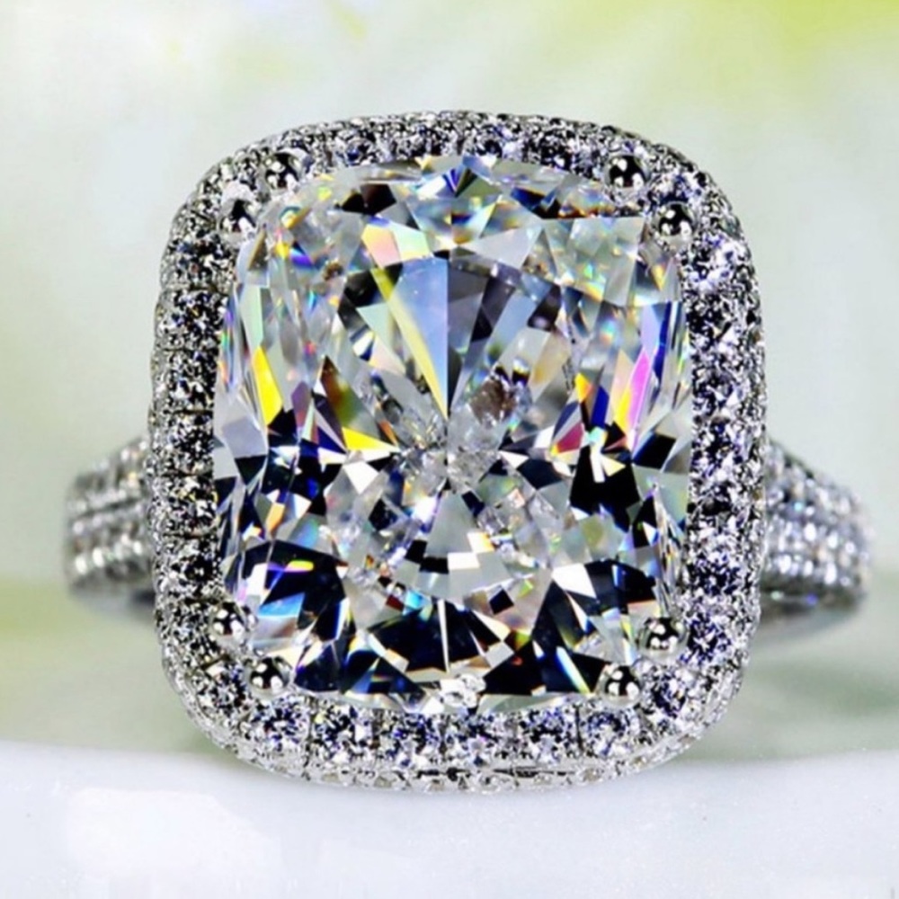 DIAMOND STERLING SILVER HALO RING